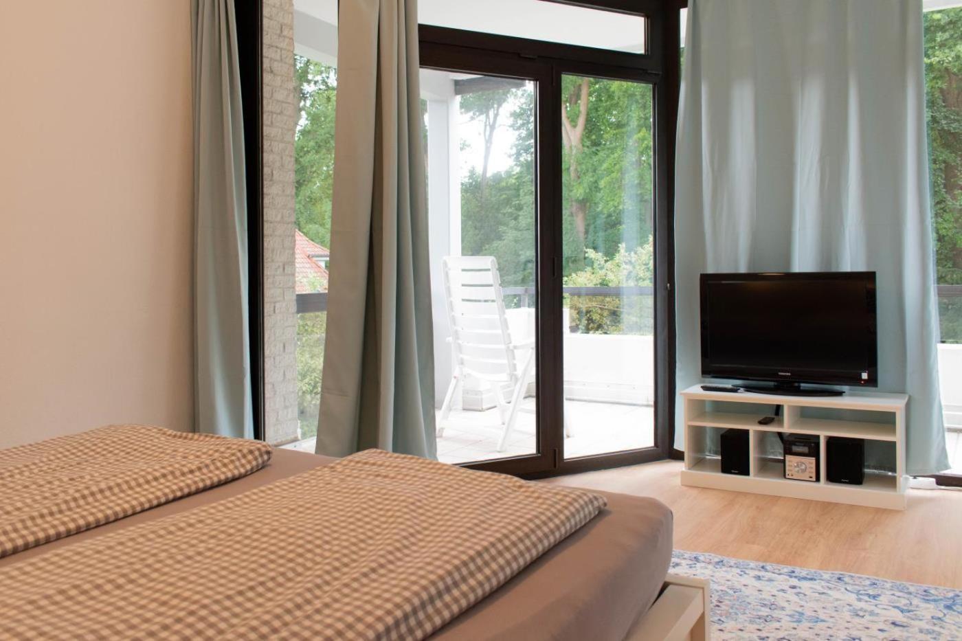 Ferienwohnung Villa Miramare Любек Экстерьер фото
